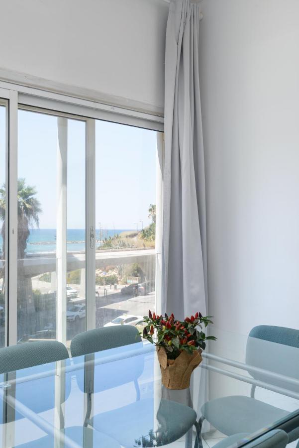 Sea View 2 Bedroom Apartment With Bomb Shelter Tel Aviv Exterior foto